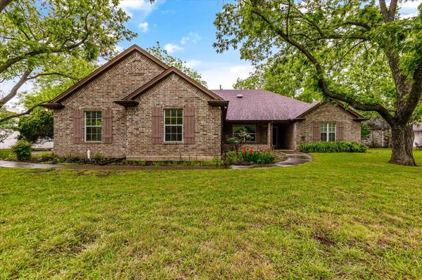 8905 Ellerslie Circle, Granbury, TX 76049