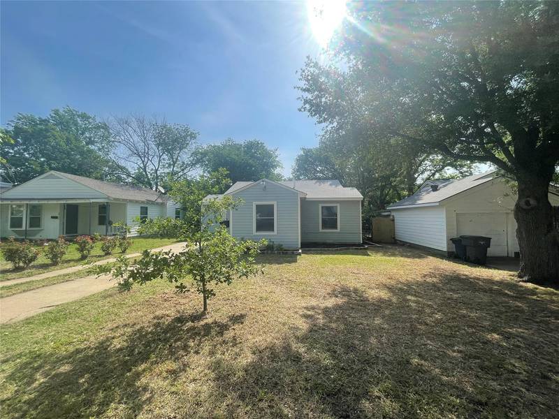 4937 Merida Avenue, Fort Worth, TX 76115