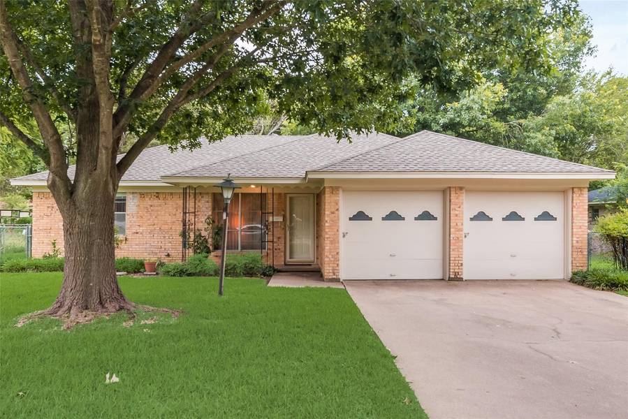 3116 Bridal Wreath Lane, Dallas, TX 75233