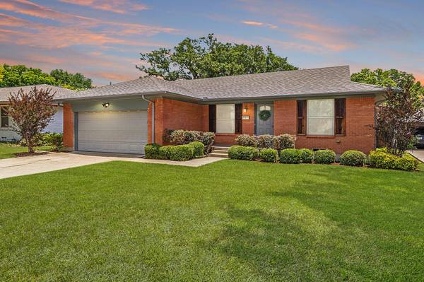 9130 Liptonshire Drive, Dallas, TX 75238