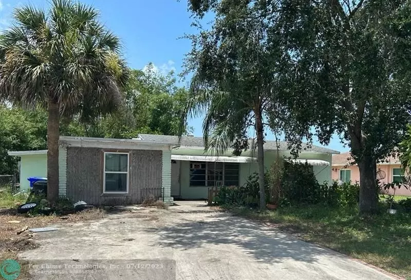 3027 Springfield Ln, Lake Worth Beach, FL 33461