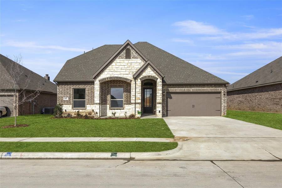 1607 Radecke, Krum, TX 76249