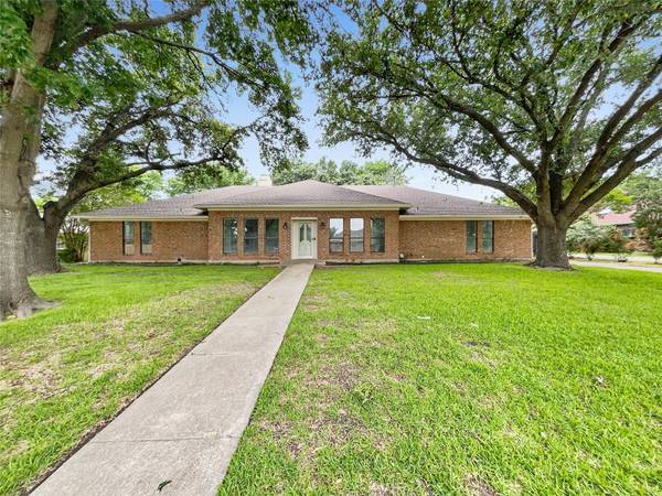 133 Ridgestone Drive,  Murphy,  TX 75094