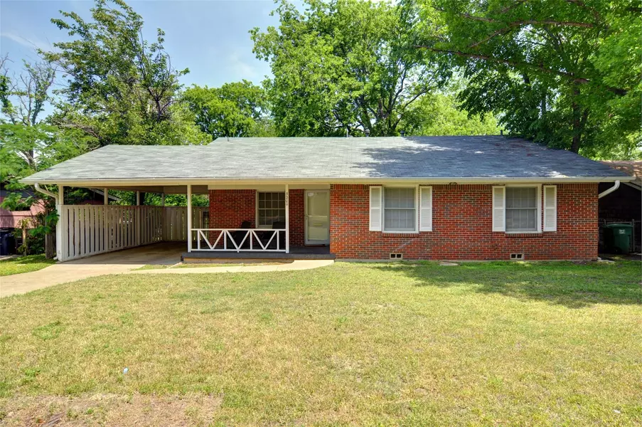 3200 Binyon Avenue, Fort Worth, TX 76133