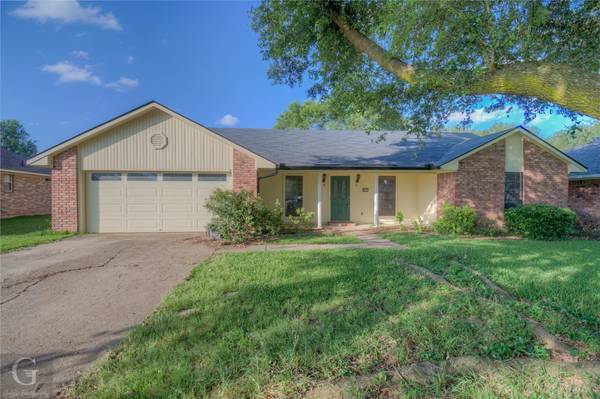 6231 E Oxbow, Bossier City, LA 71112