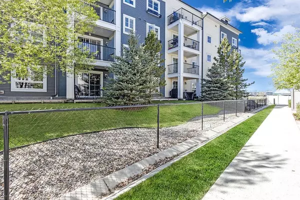 Calgary, AB T2Z 0S4,279 Copperpond Common SE #2405