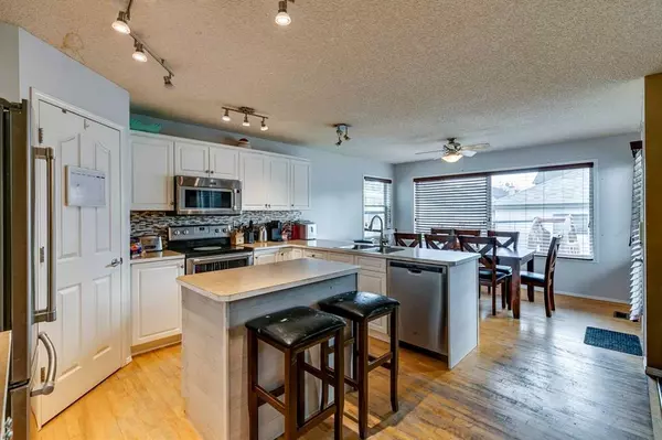 Calgary, AB T2Z 3L3,1165 Prestwick CIR SE