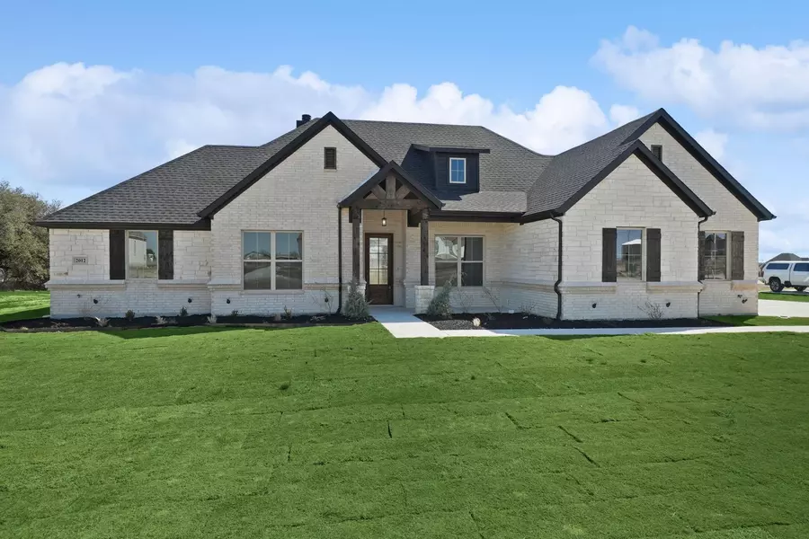 2012 Sunset Ridge Drive, Weatherford, TX 76087