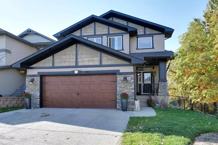 Calgary, AB T3B 5Z8,531 Cresthaven PL SW