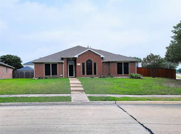 2741 Preston Creek, Mesquite, TX 75181