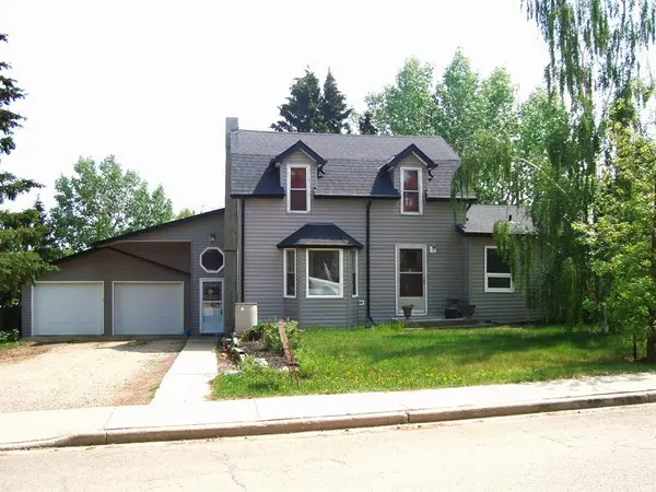 Trochu, AB T0M 2C0,412 Poplar AVE