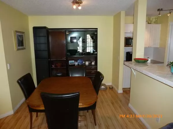 Calgary, AB T2T 2C6,2212 34 AVE SW #212