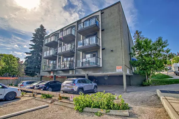 Calgary, AB T2T 3C3,1820 9 ST SW #106