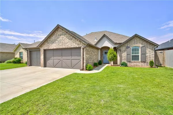 2613 Falling Leaves Drive, Weatherford, OK 73096