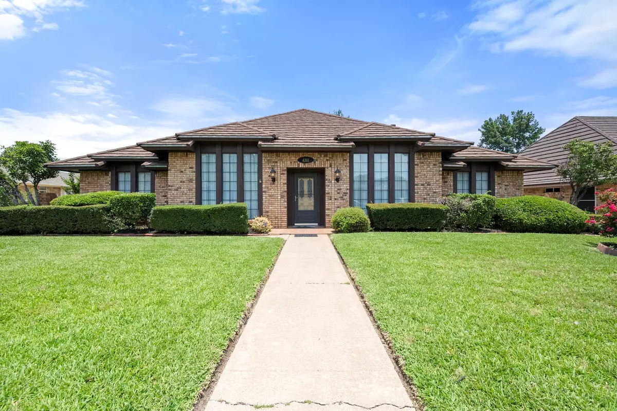 Arlington, TX 76016,4311 High Springs Court