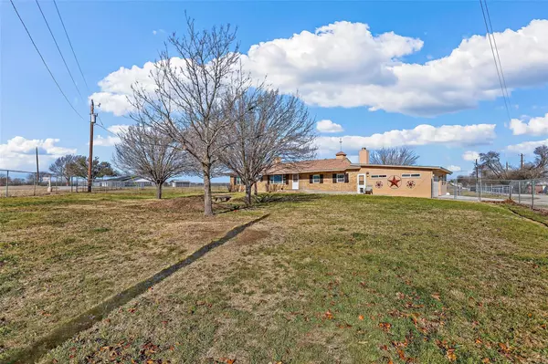 Justin, TX 76247,17240 Aa Bumgarner Road