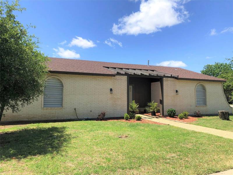 517 S Walnut Street, Eastland, TX 76448