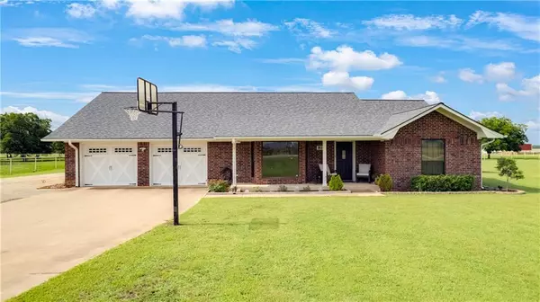 816 W Davis, Paoli, OK 73074