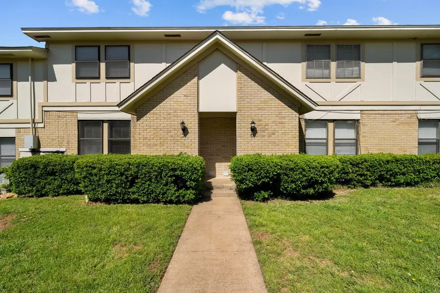 1905 W Morton Street #5, Denison, TX 75020