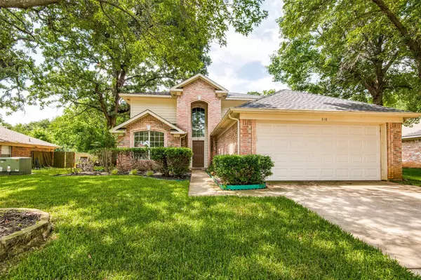 Lake Dallas, TX 75065,318 Georgian Oak Court