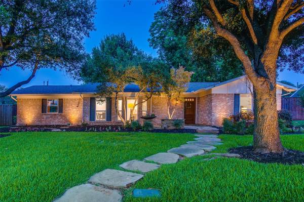 3838 Blue Trace Lane, Farmers Branch, TX 75244