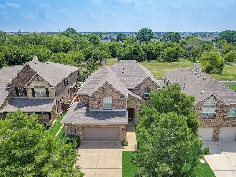 9008 Hawley Drive, Fort Worth, TX 76244