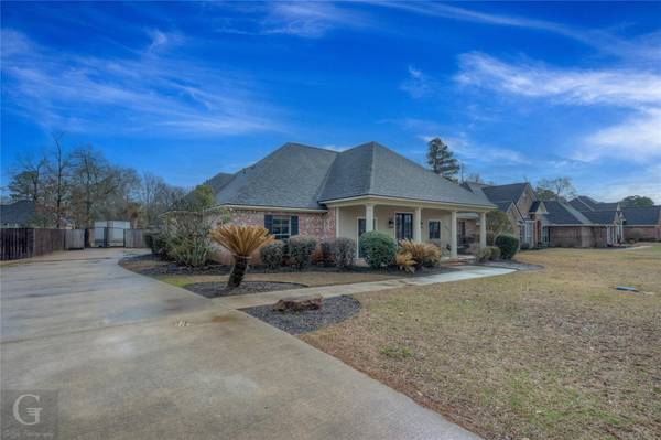 1905 Honeytree Trail, Haughton, LA 71037