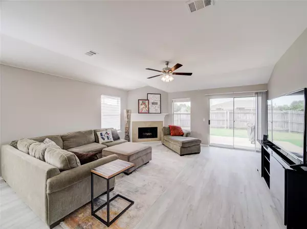 Fort Worth, TX 76131,1816 Crested Butte Drive