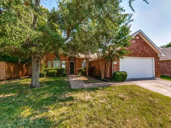 Charming Single Level Home in Villages of Lake Forest, McKinney,Brandon Hays