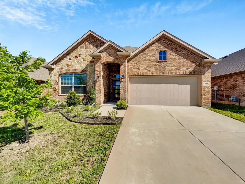 5018 Flanagan Drive, Forney, TX 75126