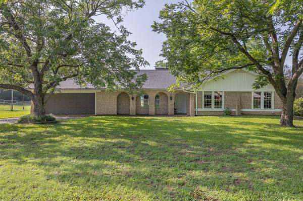 108 Magnolia, Pittsburg, TX 75686