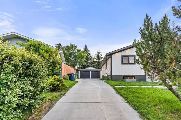 Calgary, AB T2V 1T6,508 Oakridge WAY SW