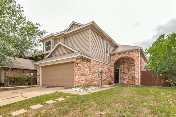 914 Ramblewood Drive, Lewisville, TX 75067