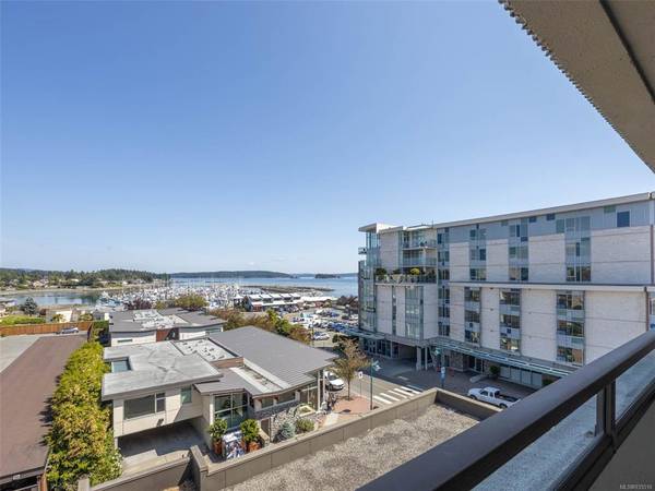 Sidney, BC V8L 4T9,9805 Second St #419