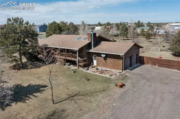 34101 E Columbine TRL, Elizabeth, CO 80107