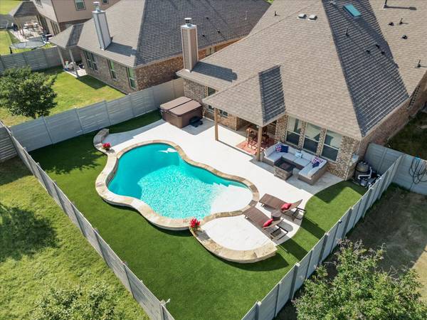 1829 Finch Trail, Northlake, TX 76226