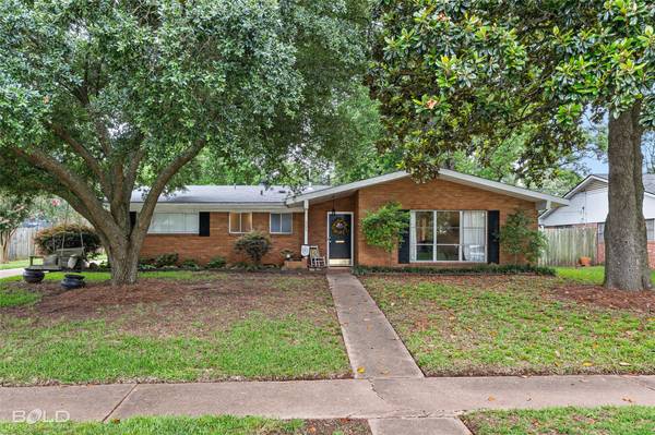 305 Yolanda Lane, Shreveport, LA 71105