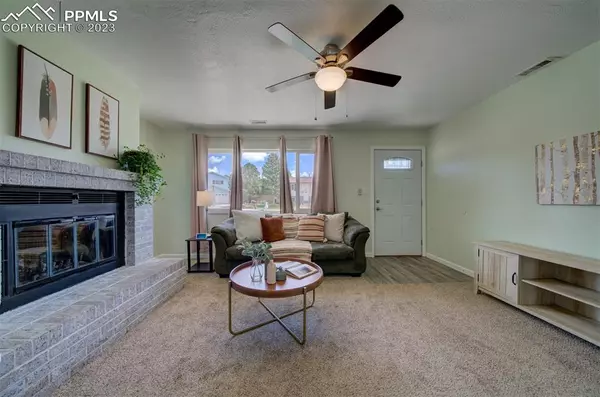 Colorado Springs, CO 80915,6726 Nokomis CIR