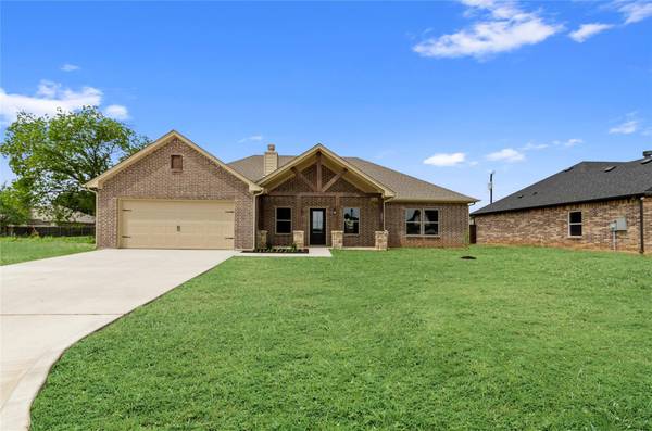 2201 Briarwood Drive, Bridgeport, TX 76426