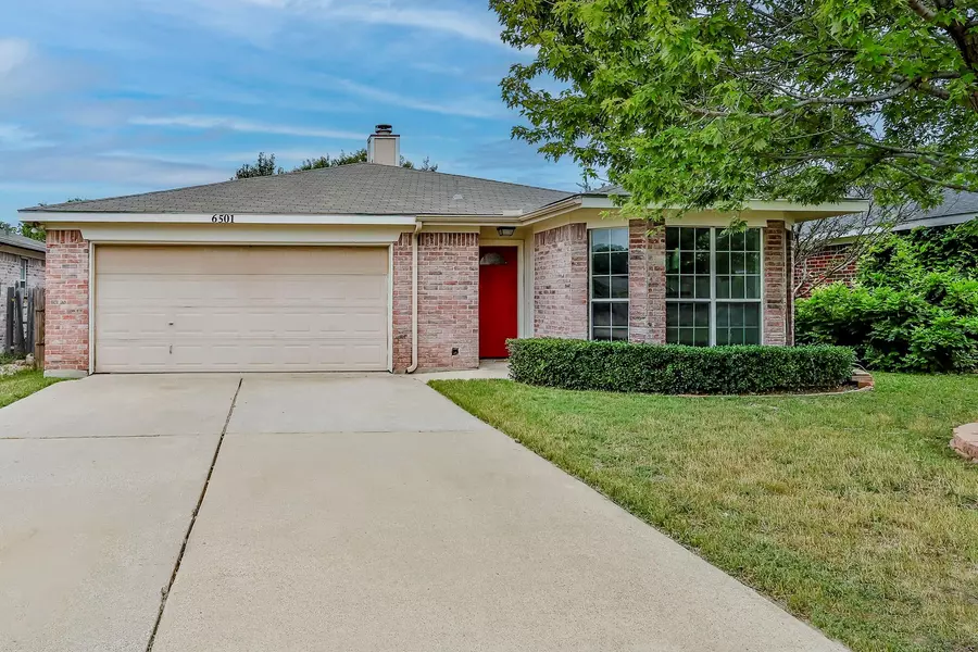 6501 Riverwater Trail, Fort Worth, TX 76179