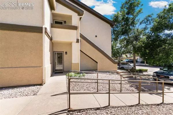 Colorado Springs, CO 80922,3732 Riviera GRV #101