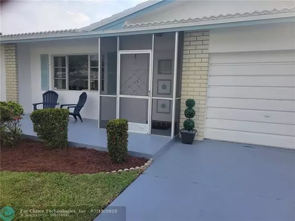 1151 NW 89th Way, Plantation, FL 33322