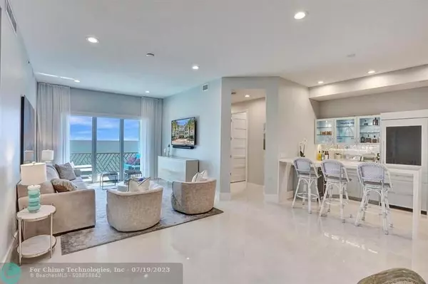 Lauderdale By The Sea, FL 33308,4510 El Mar Dr  #402