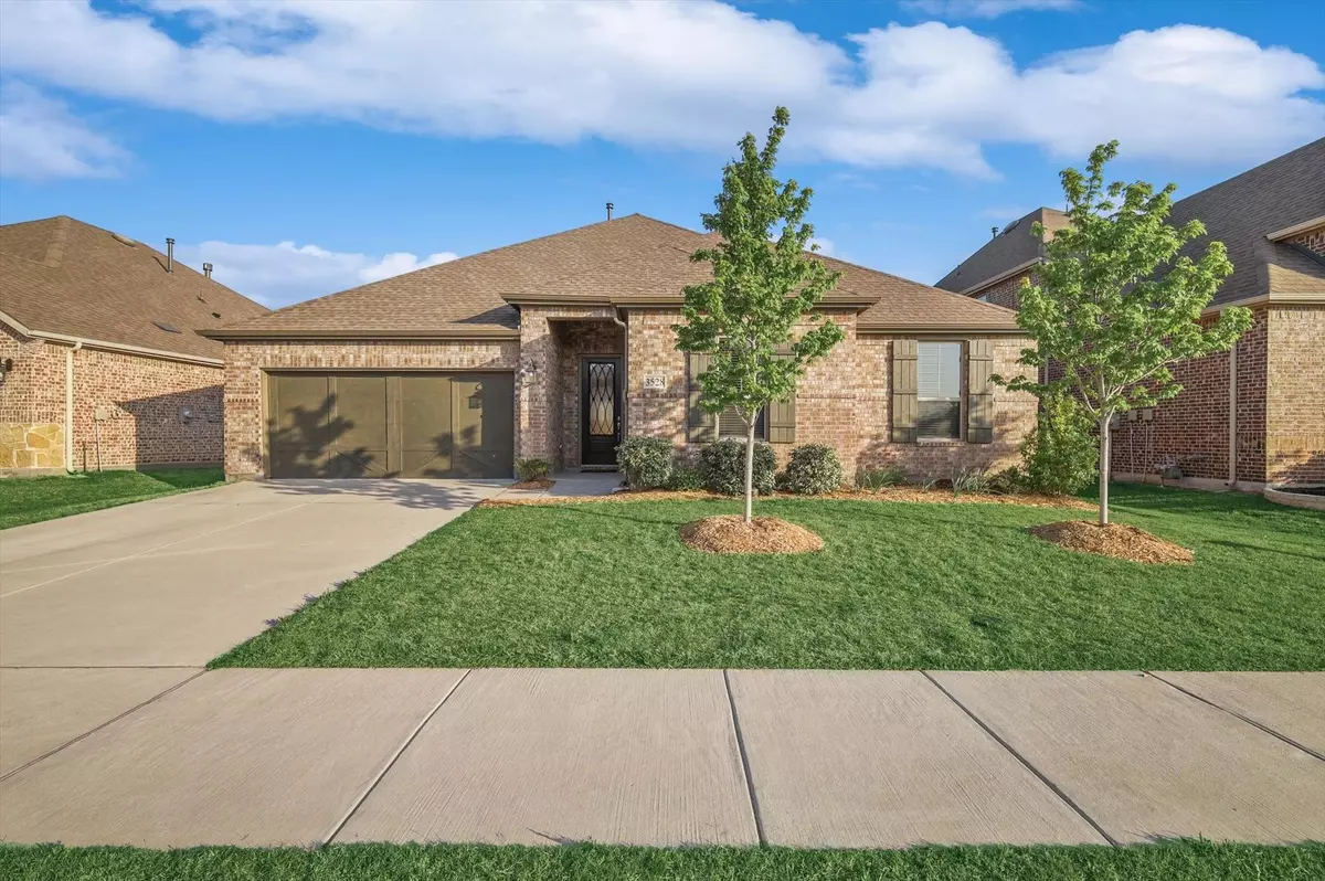 Prosper, TX 75078,3528 Chacon Creek Trail