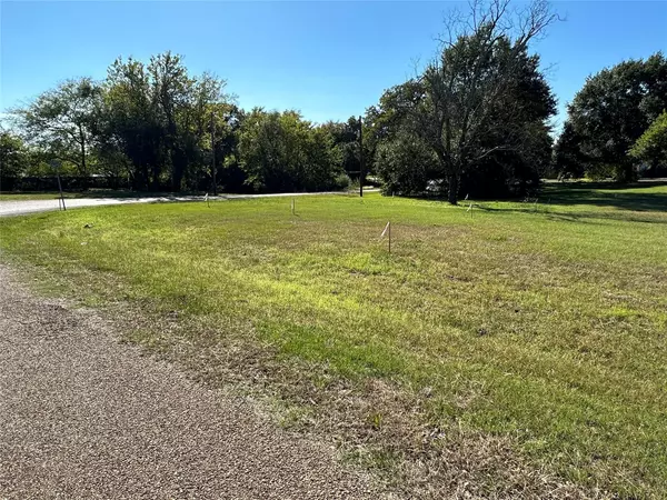 103 Oak Ridge Road, Mabank, TX 75156