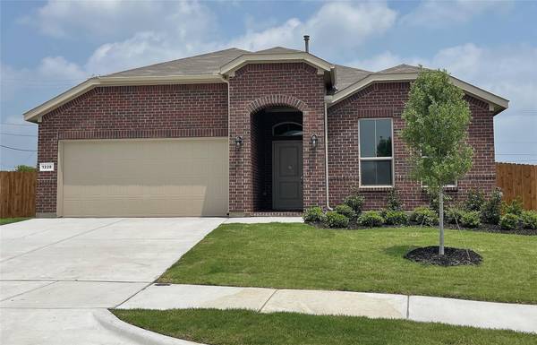 1228 SHACKLEFORD Lane, Weatherford, TX 76087