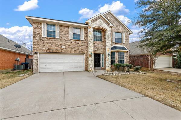 4637 Springway Lane, Fort Worth, TX 76123