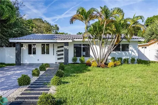 329 SW Second St, Boca Raton, FL 33432