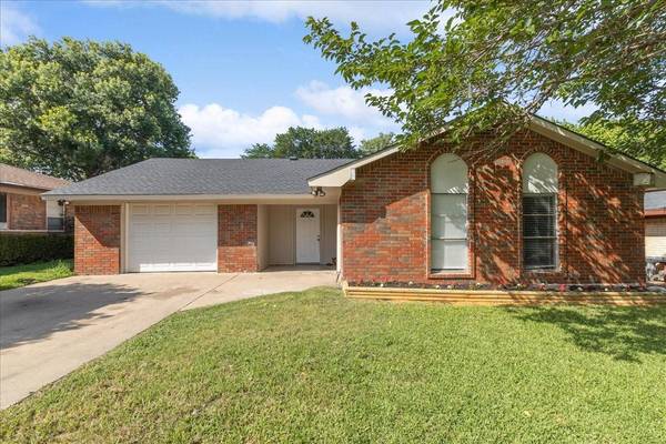 1712 Woodhaven Drive, Seagoville, TX 75159