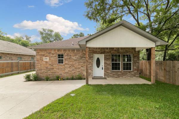 2082 Cool Mist Lane, Dallas, TX 75253